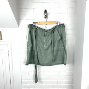 American Eagle Green Cargo Utility Skirt Size 18 Long